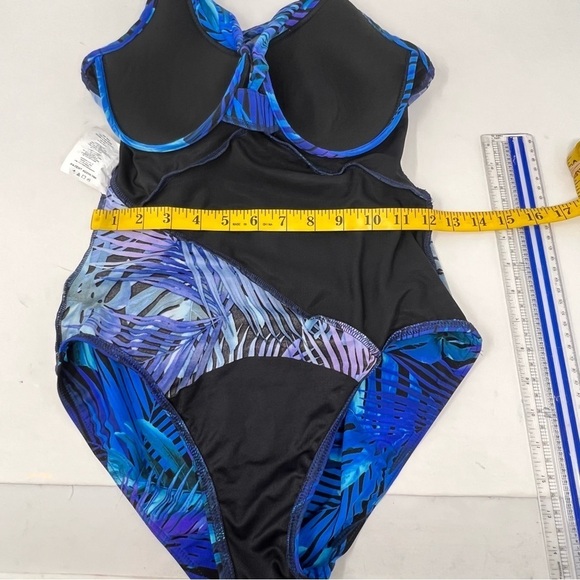 Miraclesuit Royal Palms Blue Swimsuit Size 10 Tropical Floral Print Underwire - Picture 12 of 12